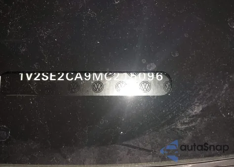 2021 Volkswagen Atlas Cross Sport 3.6L V6 Sel/3.6L V6 Sel R-Line from USA, damaged, VIN 1V2SE2CA9MC215096